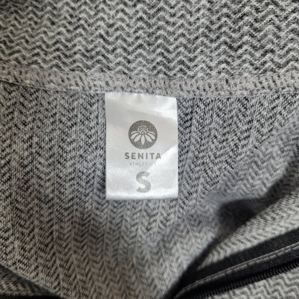 Senita Athletics Gray Quarter Zip Pullover Women’s Size Small Running Top - Picture 9 of 10